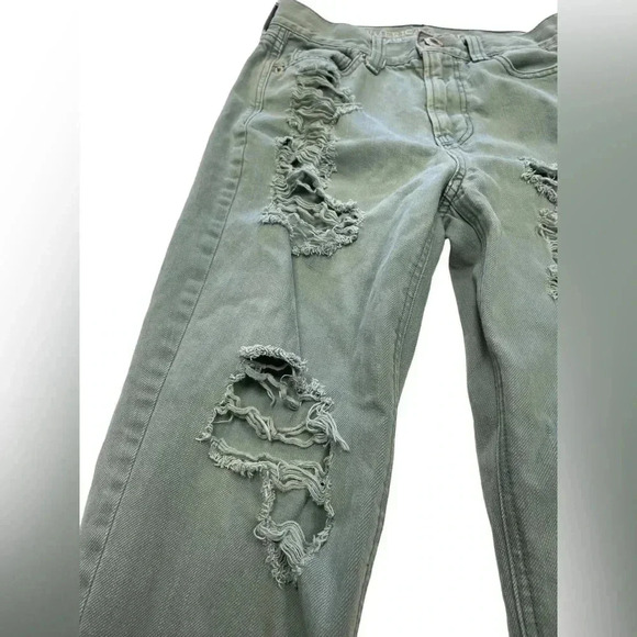 American Eagle Distressed Skinny Light Green High Rise Jeans Size 0 - Picture 8 of 11